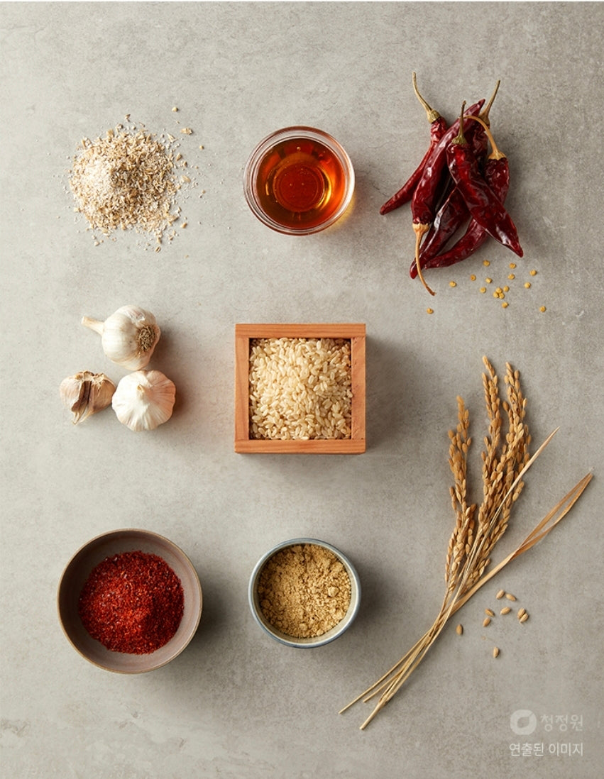 Chung Jung One Sunchang Taeyangcho Chal Gochujang